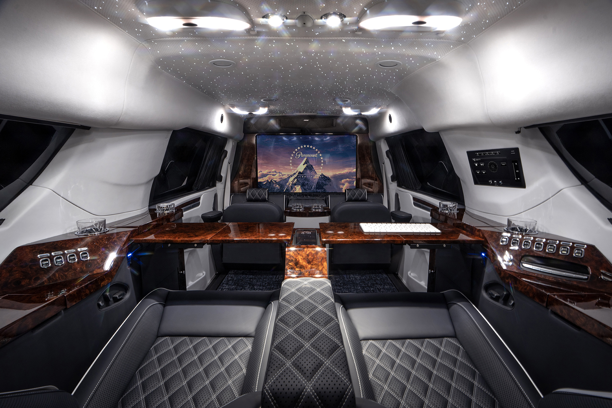 Cadillac ESV (26″ Stretch)